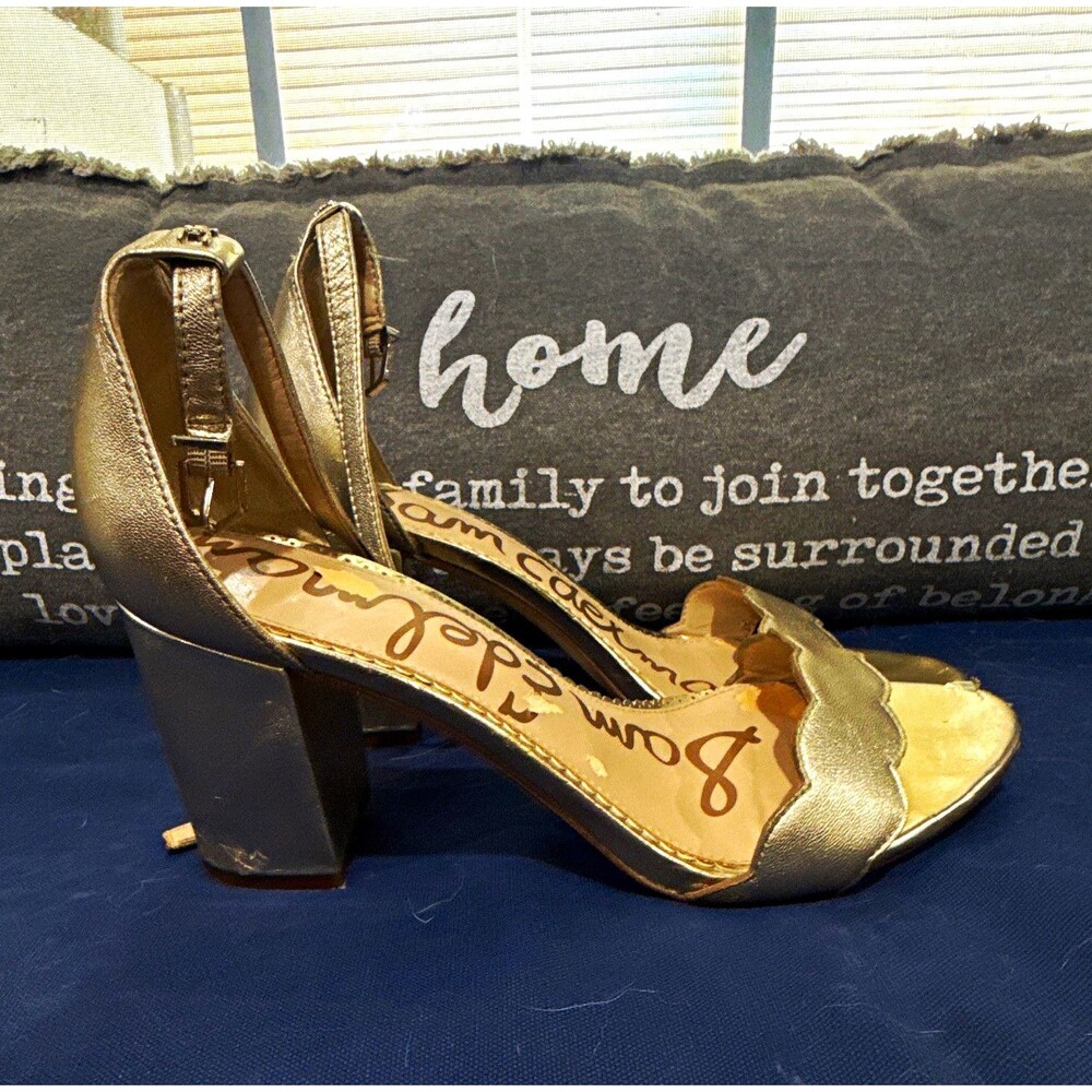 Sam Edelman Women's Gold Strappy Ankle Strap Buckle Block Heel Open Toe size 8.5